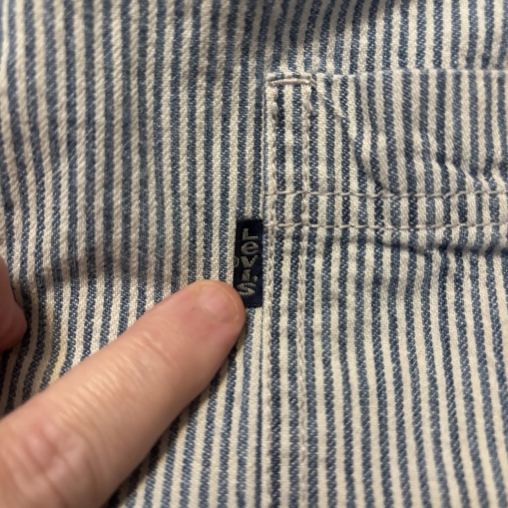 1996 Levi's Men's XL Blue Denim Stripe Long Sleeve Button Up, Shirt, 100% Cotton - Picture 4 of 7